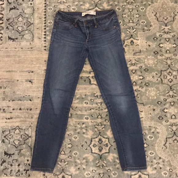 Abercrombie Jeans - Picture 1 of 8